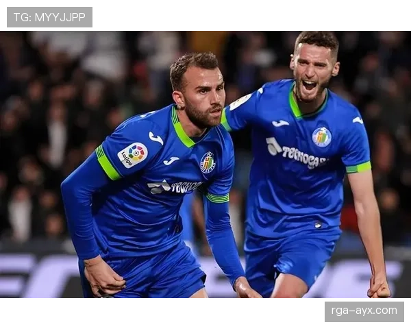 赫塔费球迷狂热助威点燃赛场，火爆氛围引全网热议