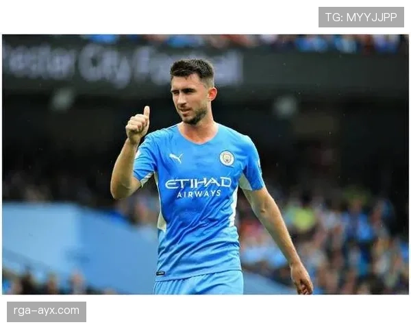 拉波尔特加盟西班牙后防线，显著提升球队防守稳定性