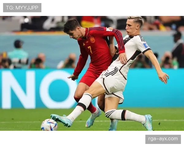 德国1990年世界杯夺冠：绿茵场上的统一序曲