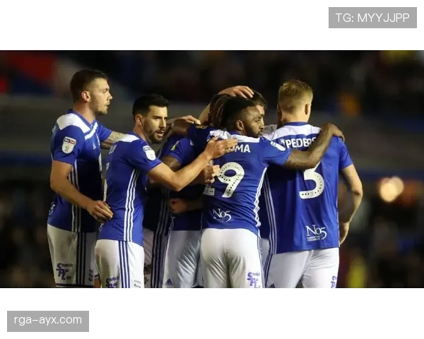 德比郡白羊军团展现出色球队合作精神，状态逐渐回暖值得关注