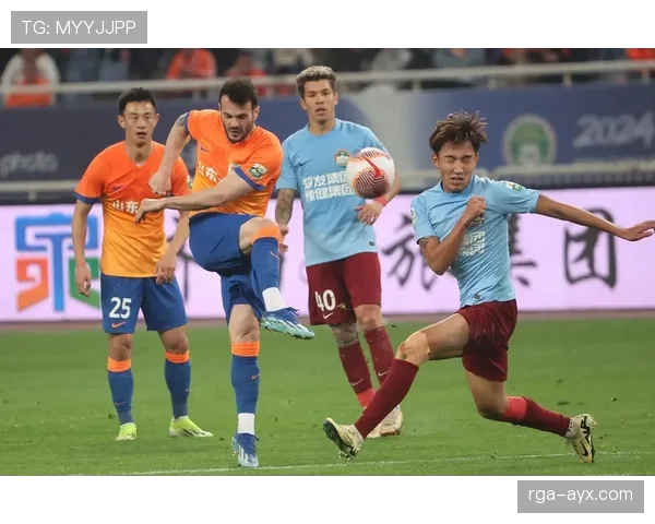 山东泰山关键战屡屡崩盘，问题已逐步反映在赛季走势中