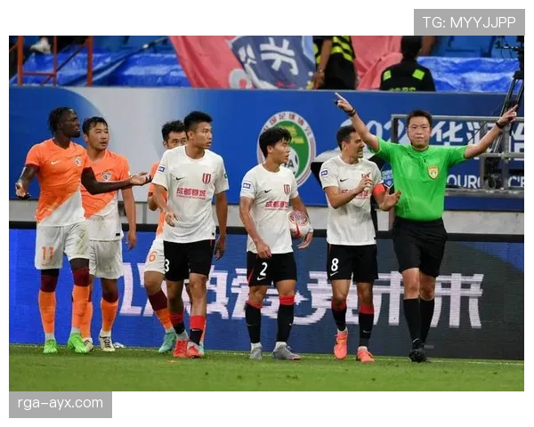 山东泰山强强对话中表现波动明显，稳定输出难度加大，对赛季争冠形势产生影响