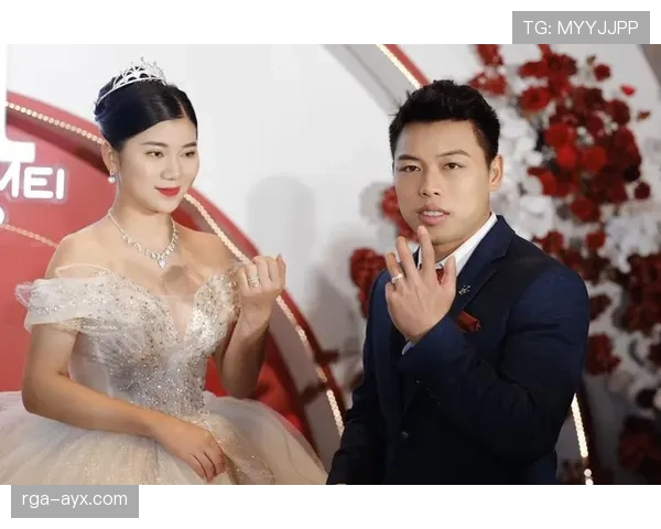 谌利军的早餐像年终奖，刷一眼我怀疑人生